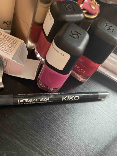 خط چشم کیکو اورجینال KIKO KM00303025 Eye Pencil - Lasting Precision Automatic Eyeliner & Kajal 16 Black 0.35 G 8025272616416 photo review