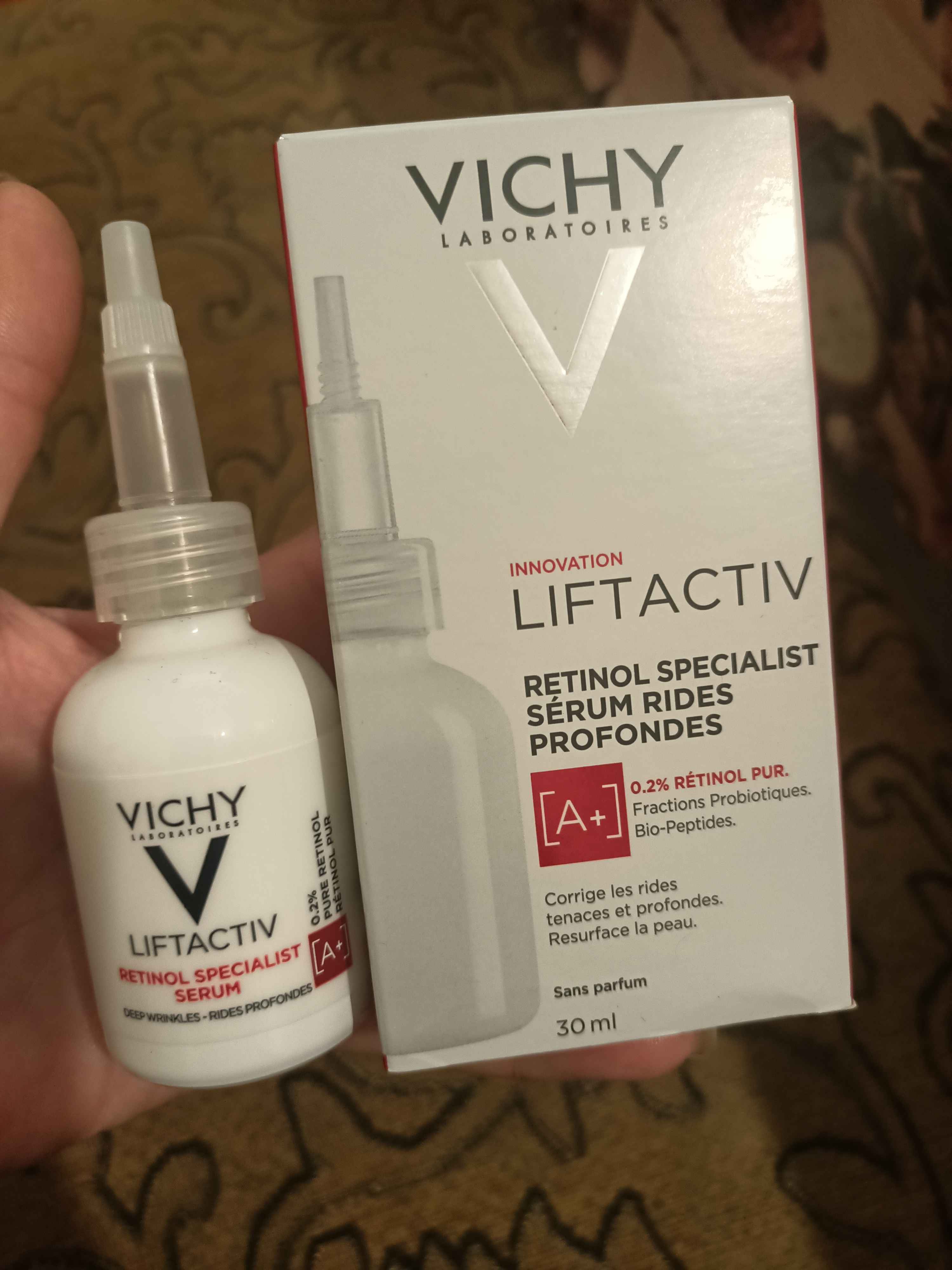 سرم پوست ویشی اورجینال Vichy 821636 Liftactiv Retinol Specialist Deep Anti-Wrinkle Serum-30 ml photo review