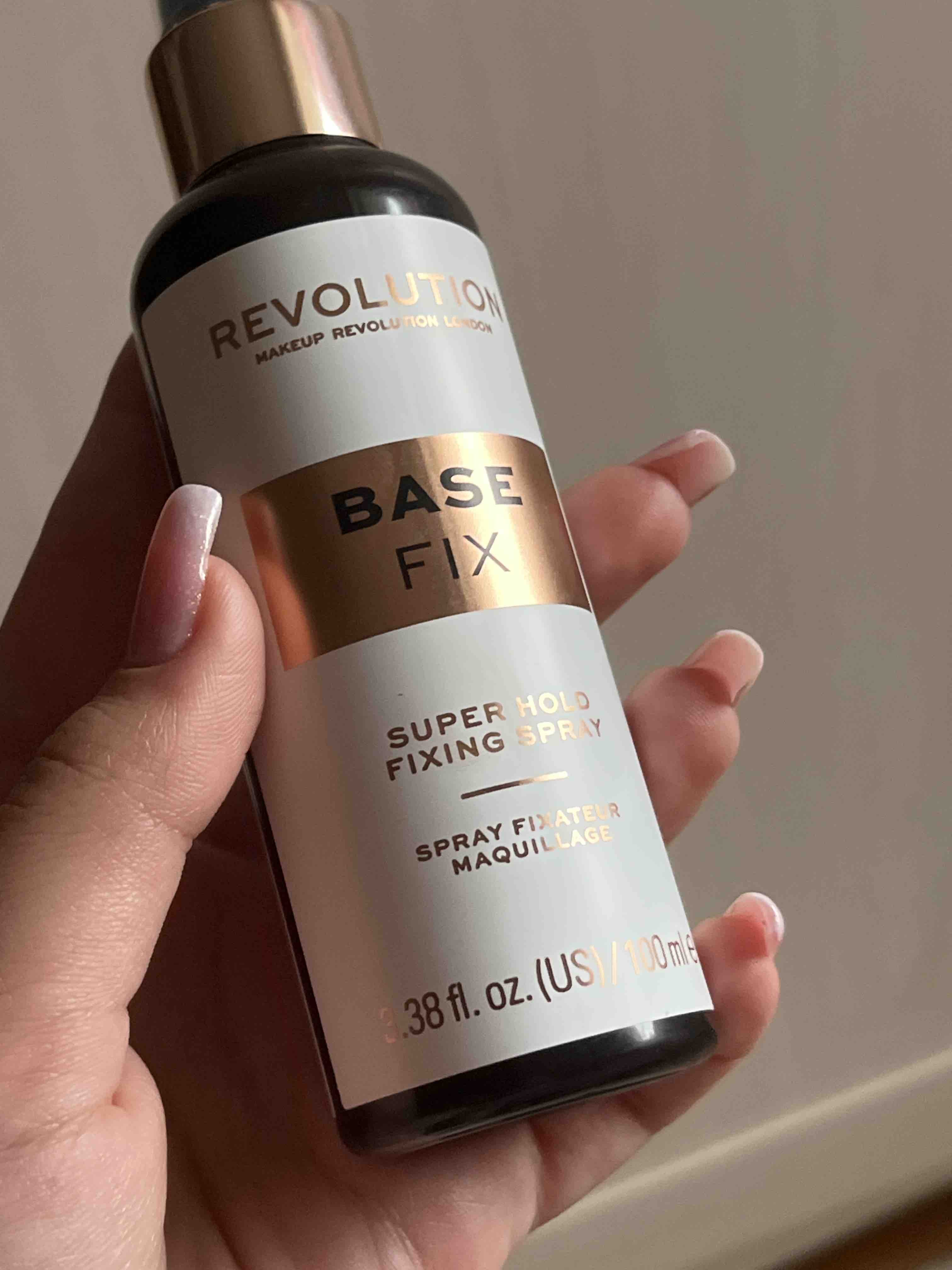 پایه آرایش رولوشن اورجینال Revolution  TYC00270400577 Professional Fixing Facial Fixing Spray 100 ml photo review