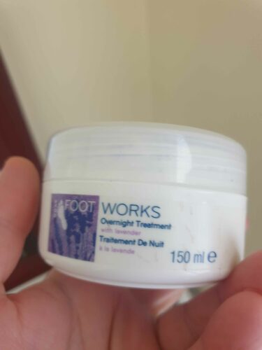 کرم پا آوون اورجینال Avon KREM3325-2 Lavender Extract Night Foot Cream 150 Ml. Set of two photo review