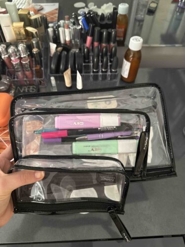 کیف لوازم آرایش ماک اورجینال Mac 17314 3-Piece Transparent Cosmetic Bag - Clearly M·A·C Trio 773602242689 photo review