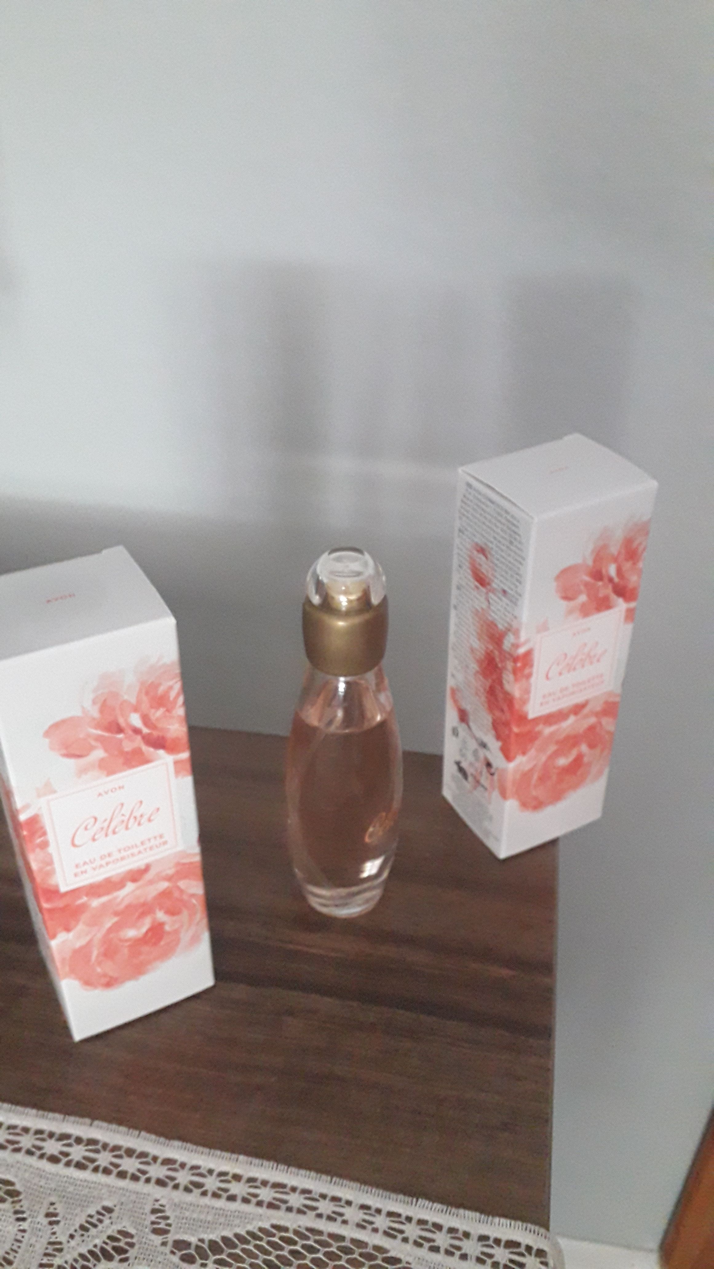 عطر آوون اورجینال Avon PARFUM0009-3 Celebre Women's Perfume Edt 50 Ml. Set of Three photo review