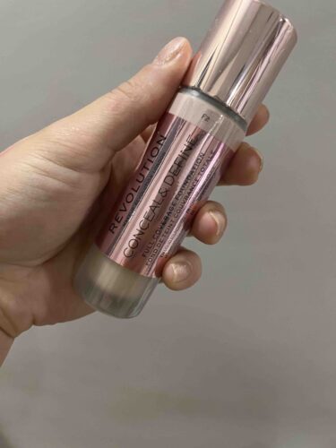 فاندیشن  رولوشن f2 Revolution اورجینال Conceal & Define F2 Foundation photo review
