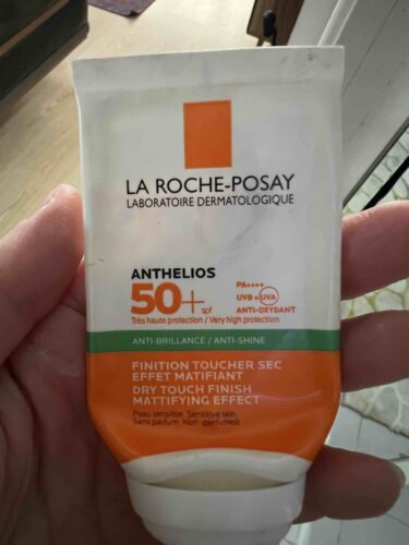 ضد آفتاب صورت لاروش پوسای اورجینال La Roche Posay 3337875546430 Anthelios Oil Control Gel Cream Spf50+ Facial Sunscreen for Oily and Combination Skin 50ml photo review