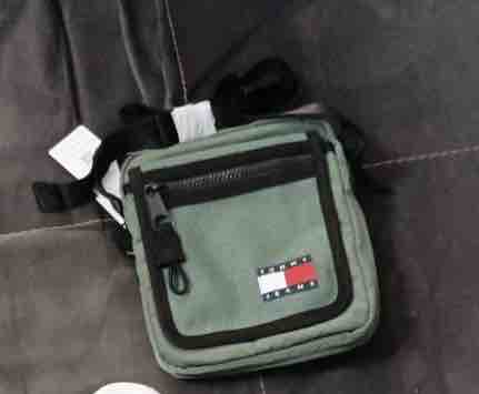 کوله پشتی تامی هیلفیگر اورجینال Tommy Hilfiger AM0AM11152.MBG Tjm Mission Reporter photo review