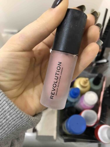 رژ لب رولوشن اورجینال Revolution 245KOZ01632 Matte Bomb Liquid Lipstick Nude Allure photo review