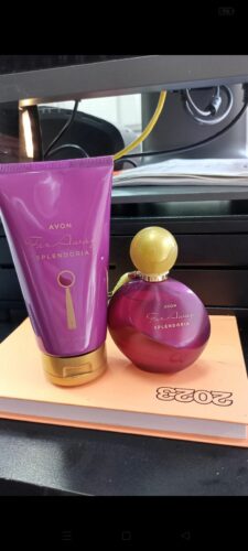 عطر آوون اورجینال Avon 5753 Far Away Splendoria Edp 50 Ml Women's Perfume Gift Set photo review