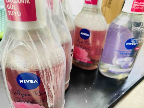 آرایش پاک کن نیووا اورجینال NIVEA 82813 Aqua Rose Micellar Rose Water Dual Phase Make-up Remover Water 400ml, Face Eye And Lip, Moisturizer photo review