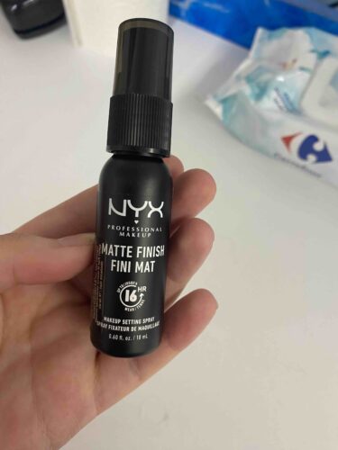 فیکس کننده آرایش پروفشنال میکاپ اورجینال NYX Professional Makeup 800897846008 Makeup Fixing Spray -makeup Setting Spray Mini Matte 18 Ml photo review