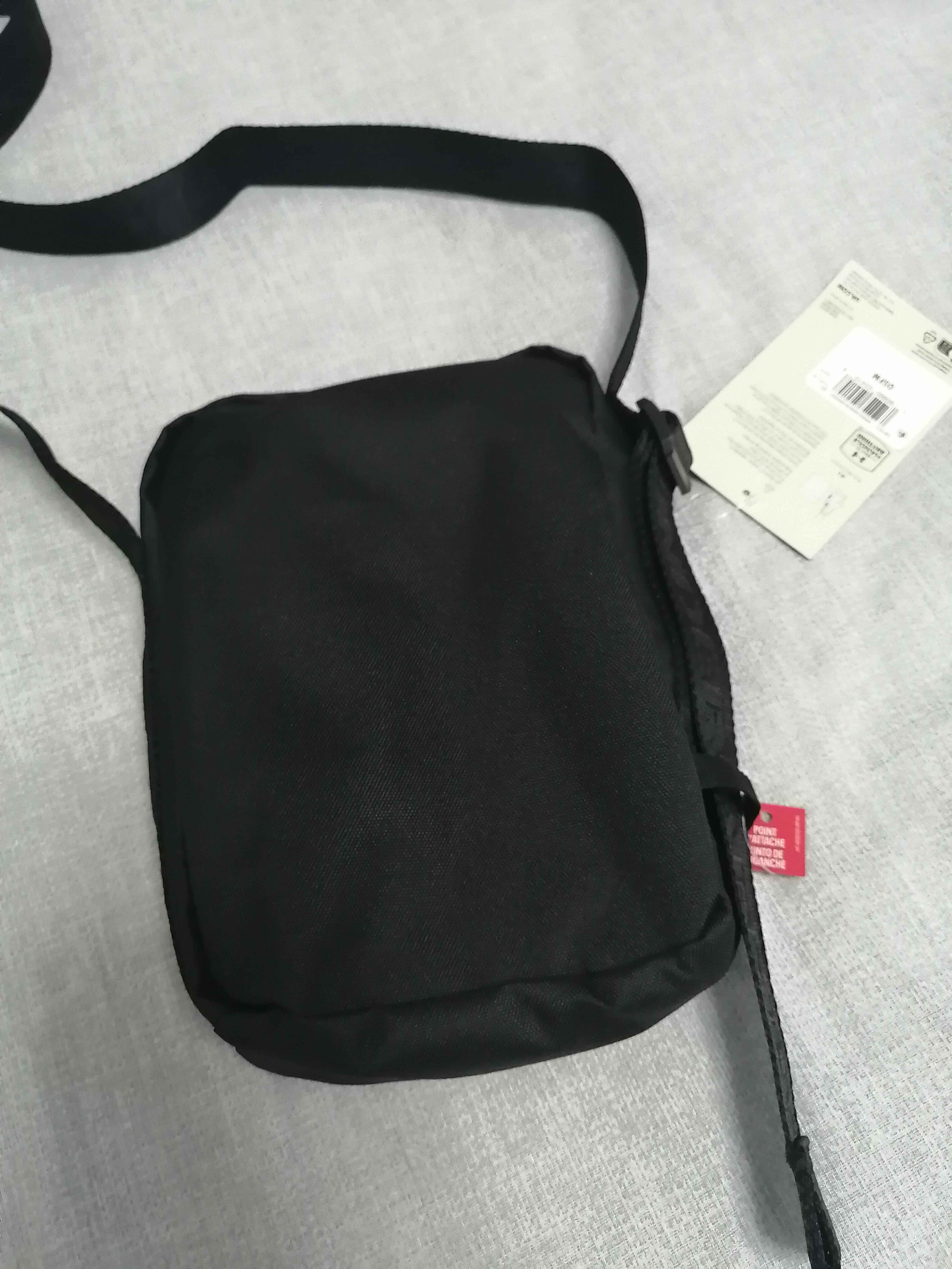 کیف ورزشی آندر آرمور اورجینال Under Armour 1381912 STD Unisex UA SportStyle Lite Crossbody Bag 1381912-001 Classic photo review