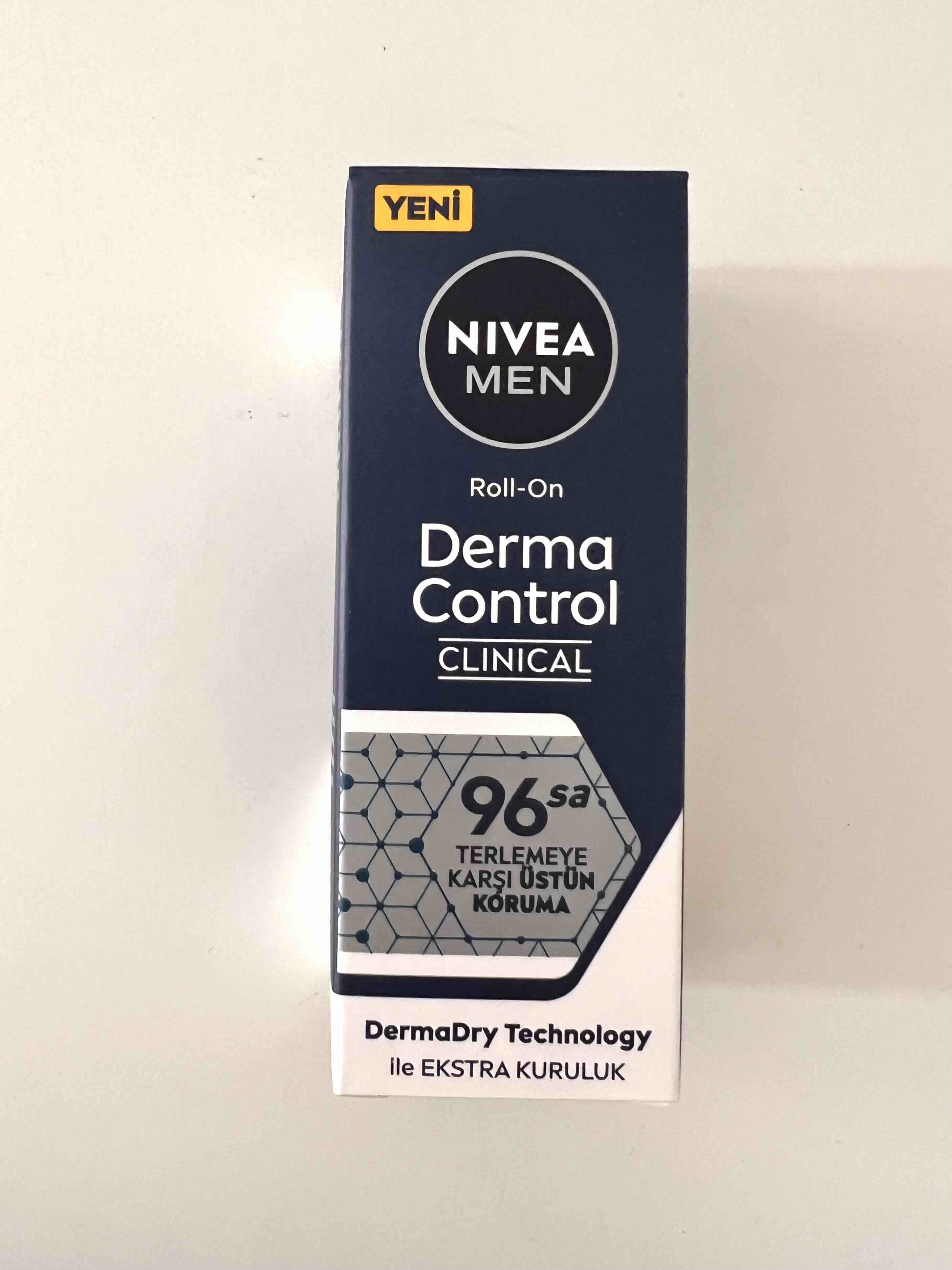 دئودورانت - رول آن نیووا اورجینال NIVEA 98569 MEN Derma Control Clinical Men's Roll-on Deodorant 50 ml, 96 Hours Anti-perspirant Protection photo review