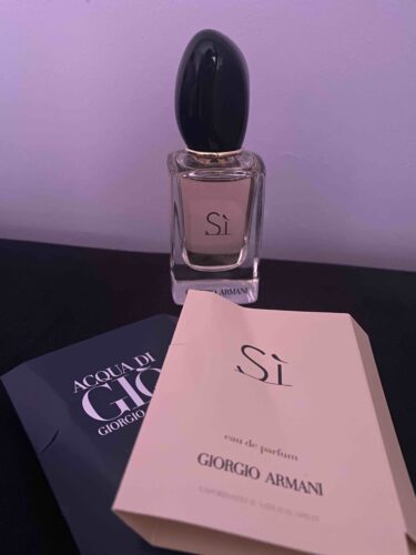 عطر جورجی آرمانی اورجینال Giorgio Armani 3605521816511 Si Edp 30 ml Women's Perfume 3605521816511 photo review