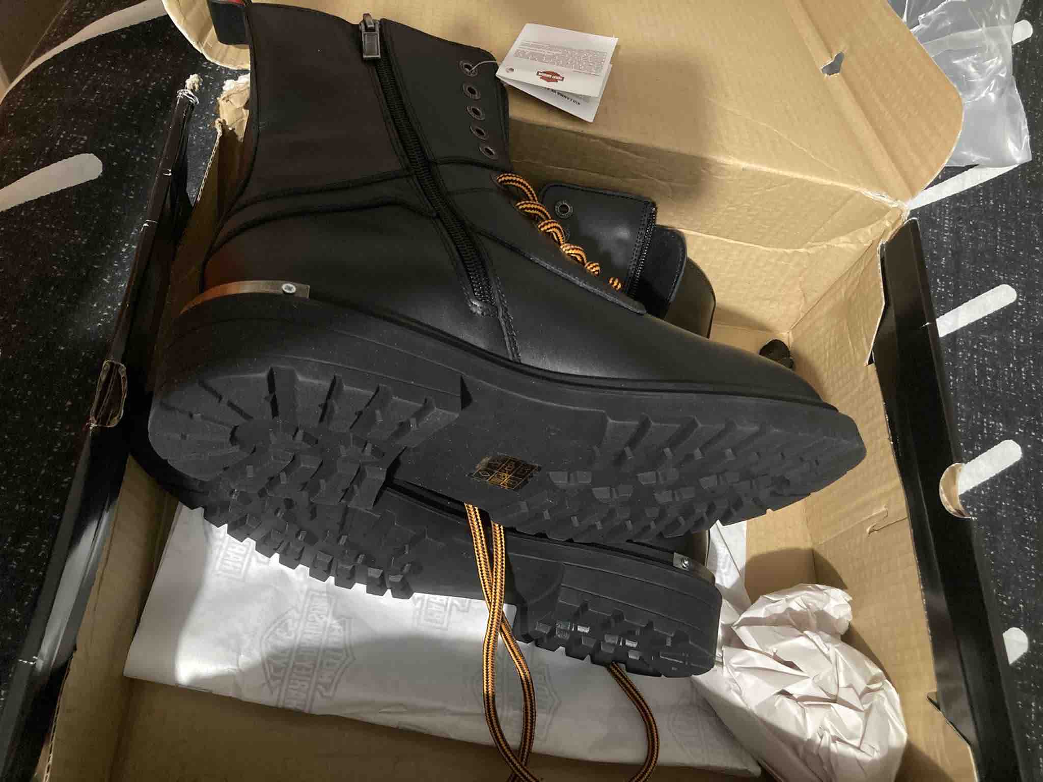 بوت هارلی دیویدسون اورجینال Harley Davidson 025M100553 Men's Black Colmar Bootal Leather Boots 025m100553 photo review