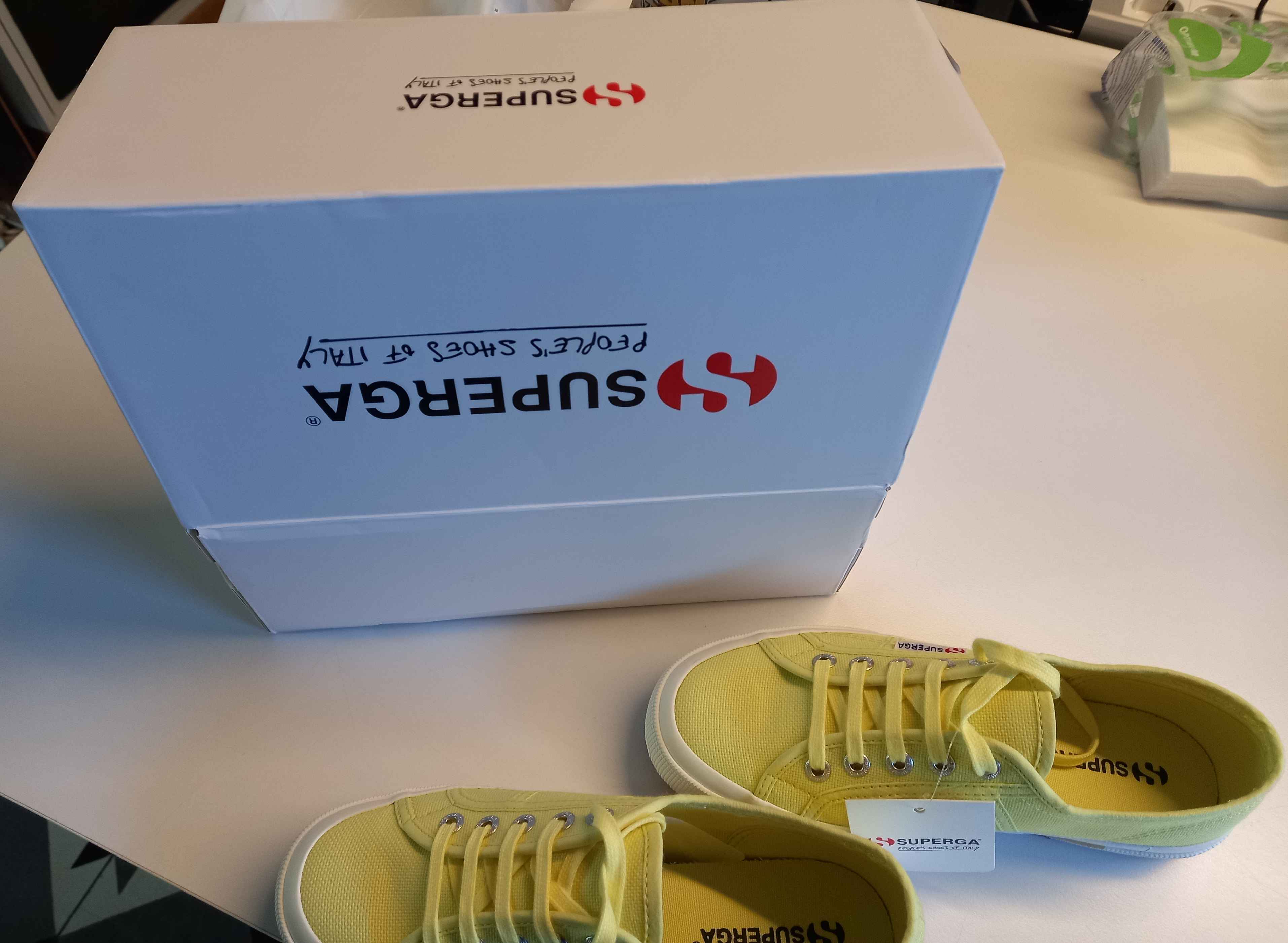اسنیکر سوپرگا اورجینال Superga S000010 2750-cotu Classic photo review