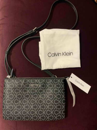 کیف رودوشی کلوین کلاین اورجینال Calvin Klein K60K609417 Black Adjustable Strap Shoulder Bag - Stylish and Suitable for Daily Use photo review