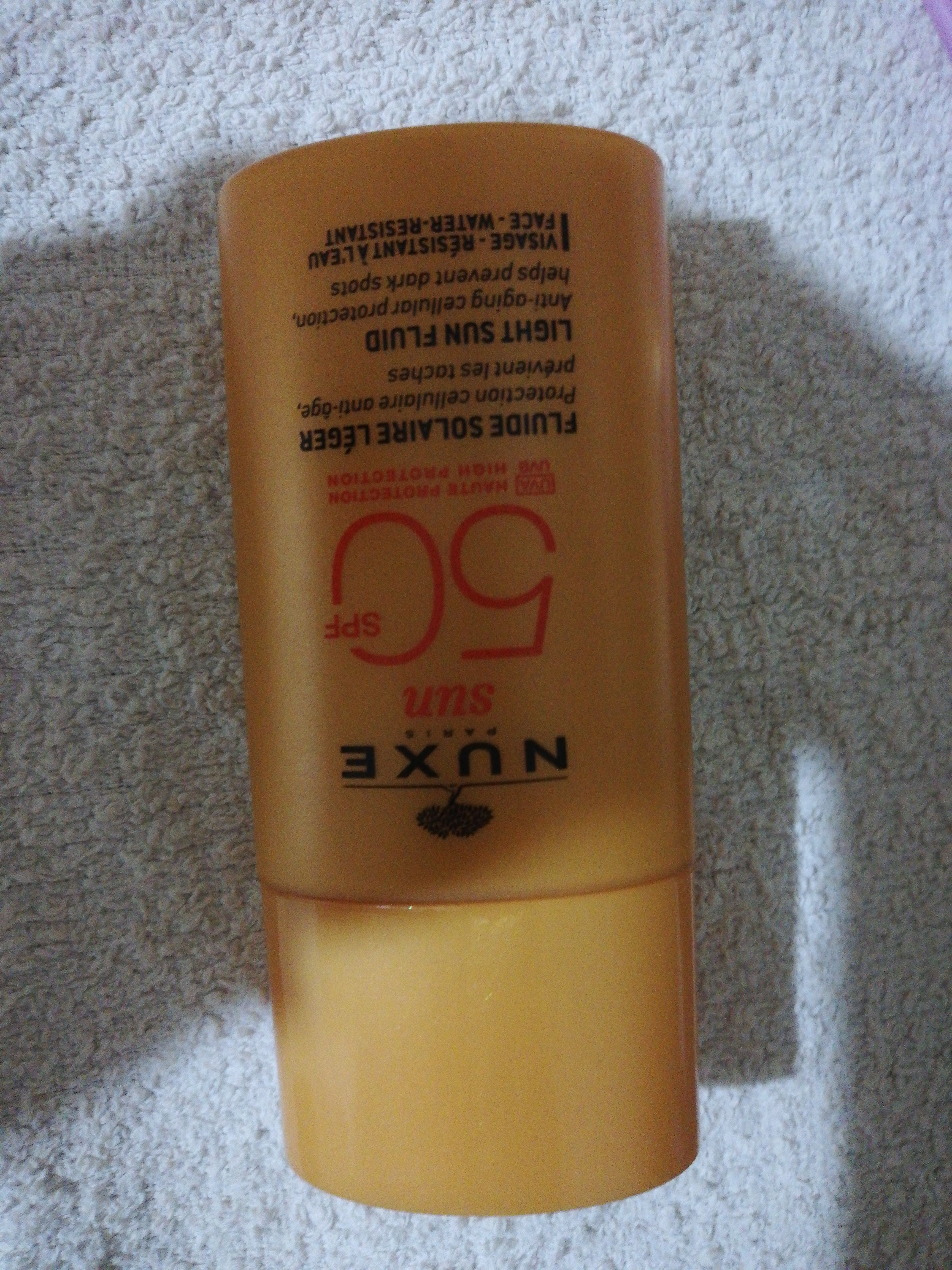ضد آفتاب صورت ناکس اورجینال Nuxe avntjs3264680022166 Sun Spf 50 Light Fluid High Protection Light Textured Sun Cream 50 Ml photo review